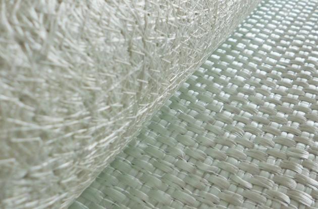 Mitä on moniakselinen kangas?