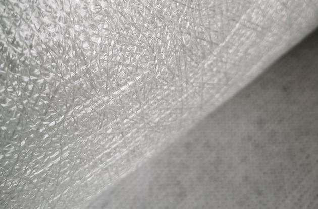 Opas pintaverhoilla ommeltuihin yhdistelmämattoihin